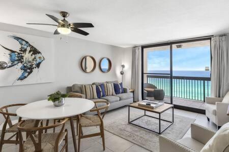 The Oyster By Brightwild-Beachfront Condo Дестин Екстериор снимка